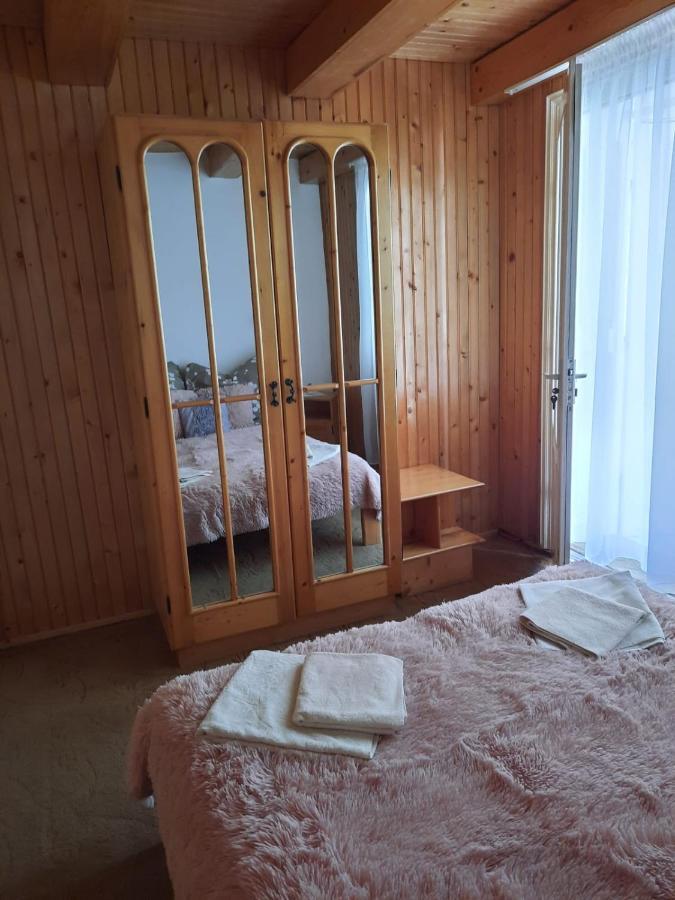 Ibis Sovata Exterior foto